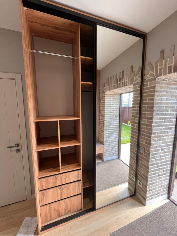 Прихожая двери купе с тубочкой (корпусная) №7