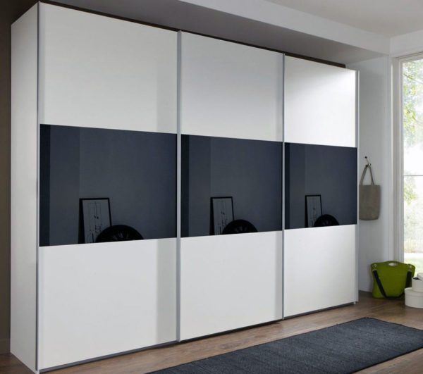 Шкаф-купе со скрытыми направляющими